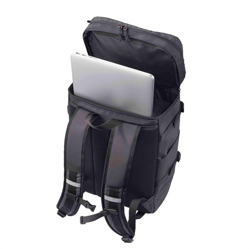 Separate laptop compartment