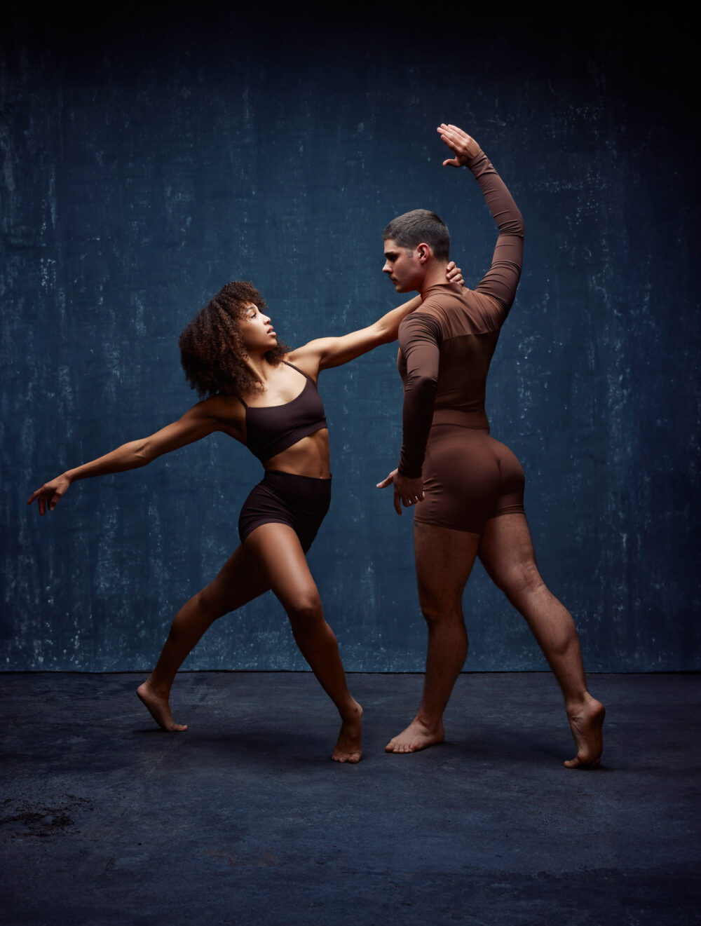 022824.Modeling.ZachMya0910_retouched_2800