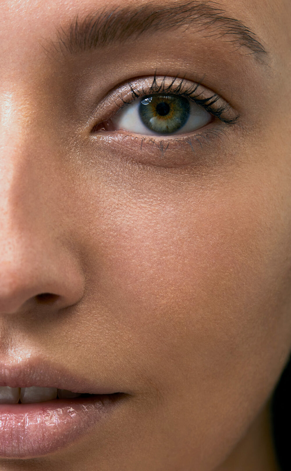 Female model portrait by photographer Emily Teague