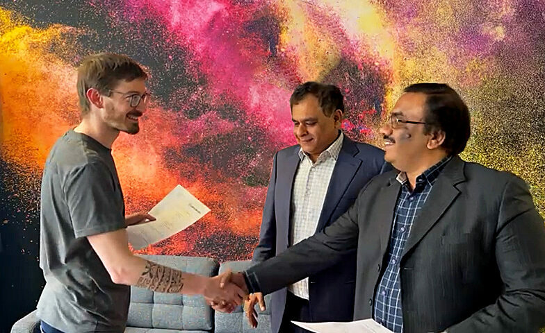 Elinchrom expands a new distribution partnership in India and Gulf Countries